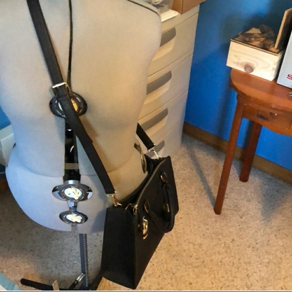 LATHER SHOULDER PURSUE - Picture 16 of 16